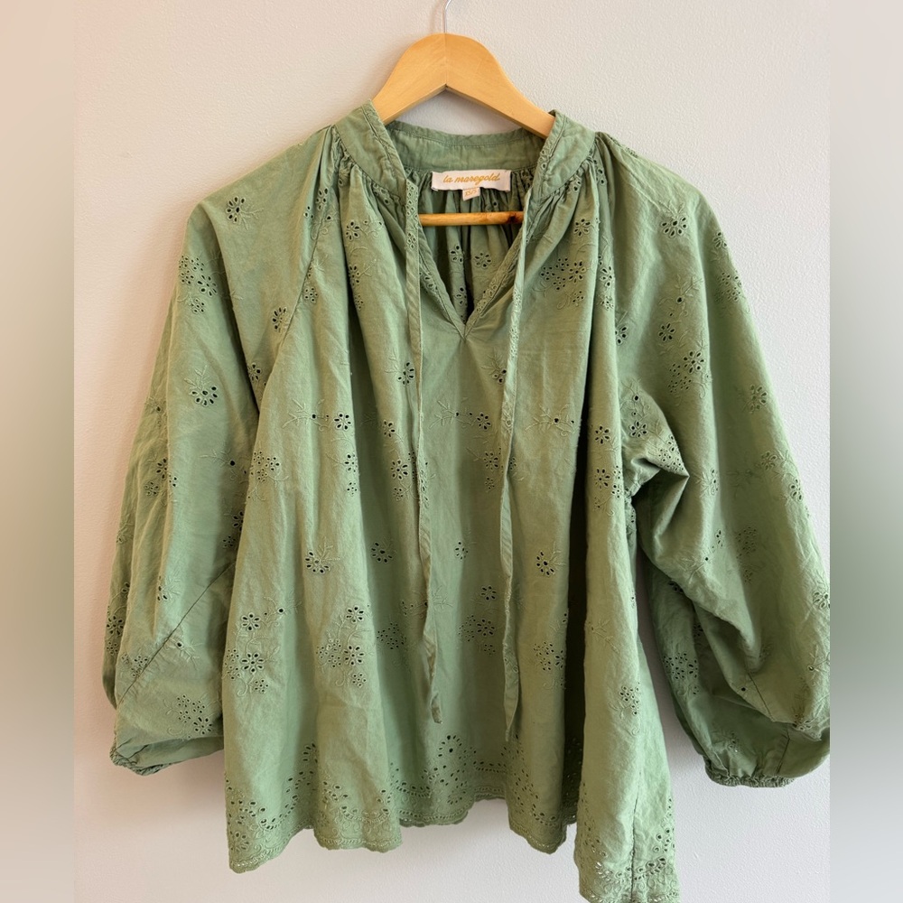 La Maregold Green Eyelet Joyce Blouse xs/s